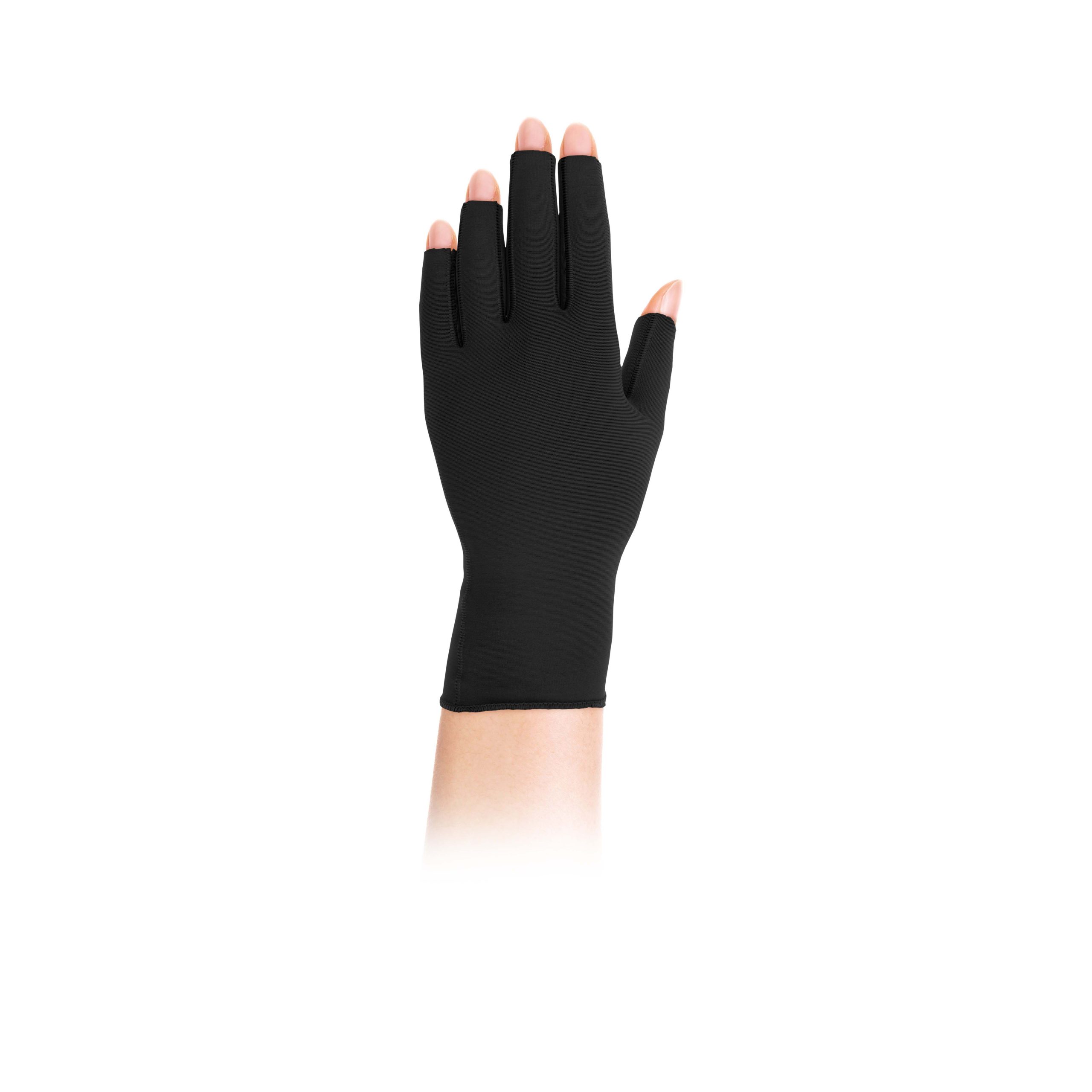 VaroSilk_handschoen_zwart_hand